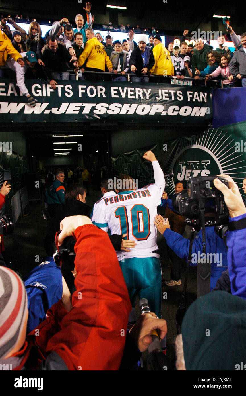 Miami Dolphins Chad Pennington (10) reacts while playing wide receiver in  the fourth quarter against the New York Jets at Giants Stadium in East  Rutherford, New Jersey on December 28, 2008. The