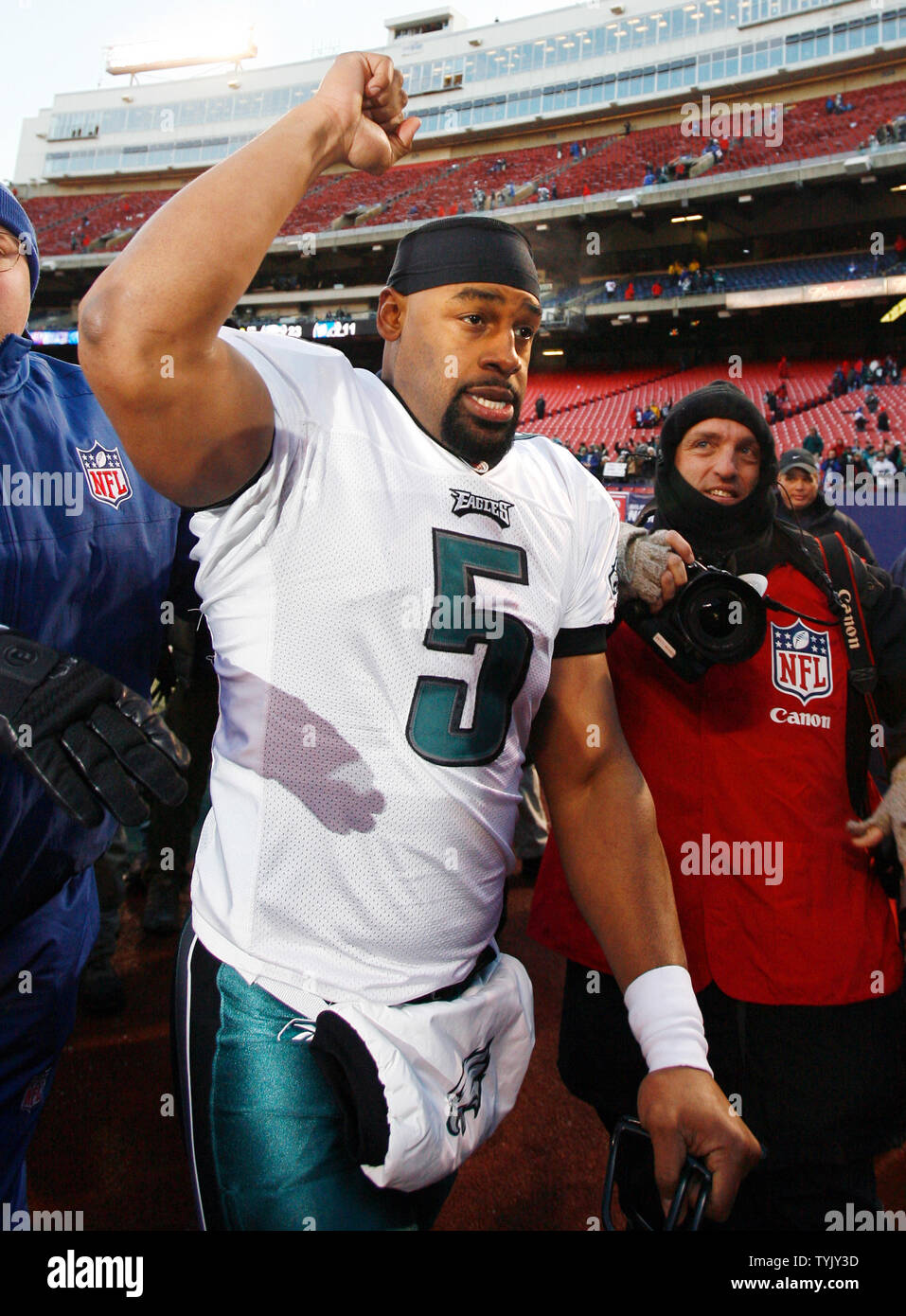 mcnabb eagles jersey