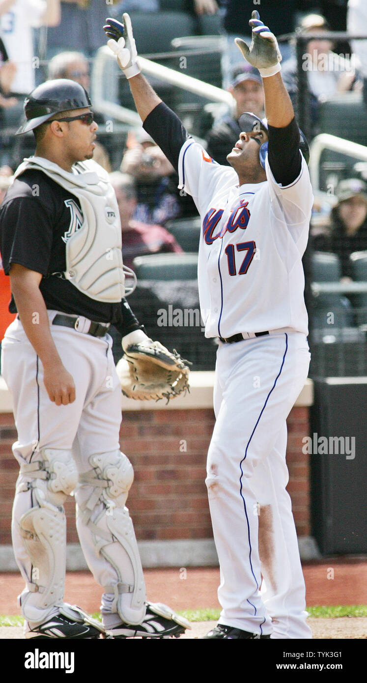 New york mets fernando tatis hi-res stock photography and images - Alamy