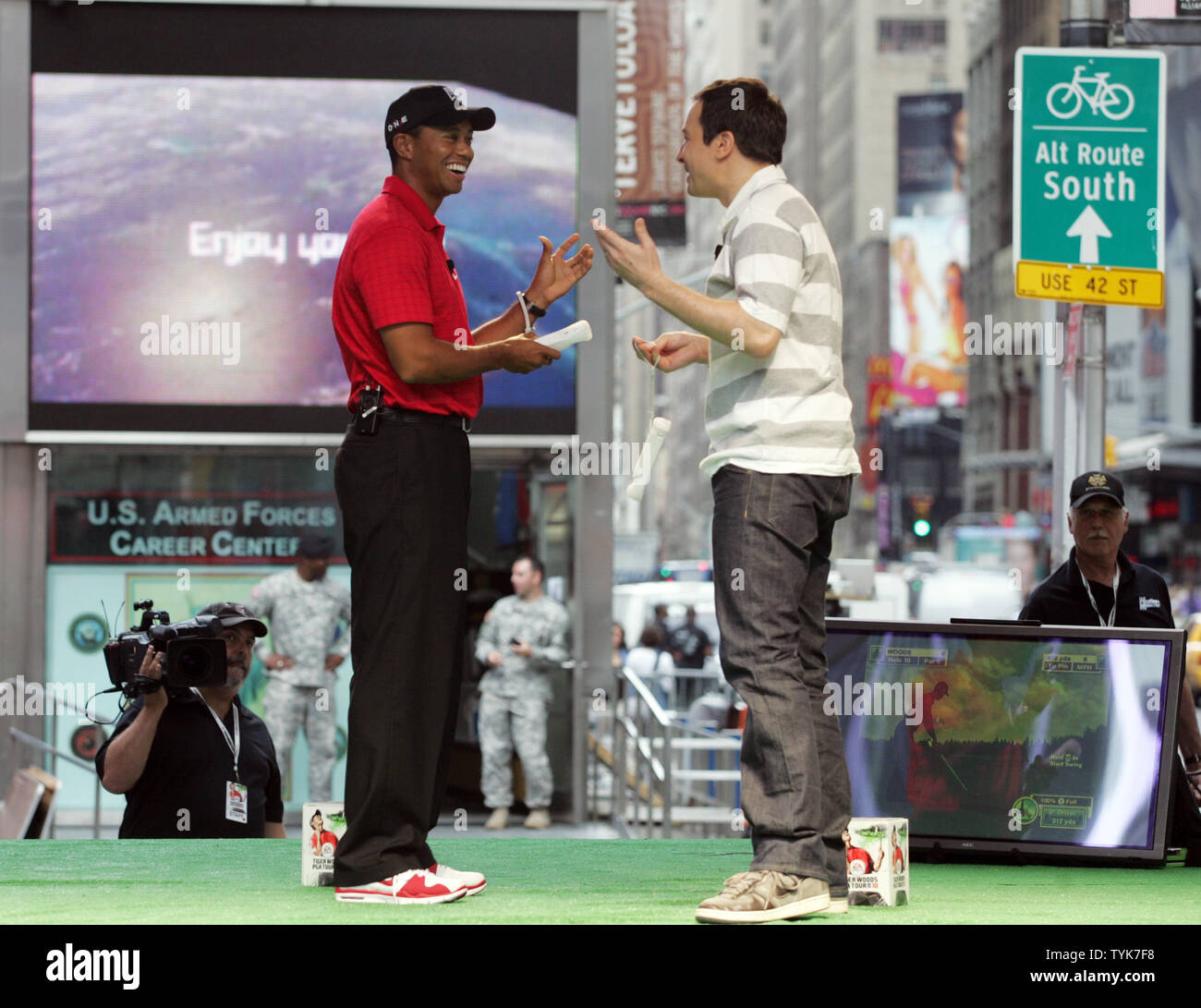 Tiger Woods challenges Jimmy Fallon to Tiger Woods PGA TOUR 10 Wii Golf  showdown in Times Square in New York on June 25, 2009. Jimmy Fallon won the  challenge. (UPI Photo/Laura Cavanaugh