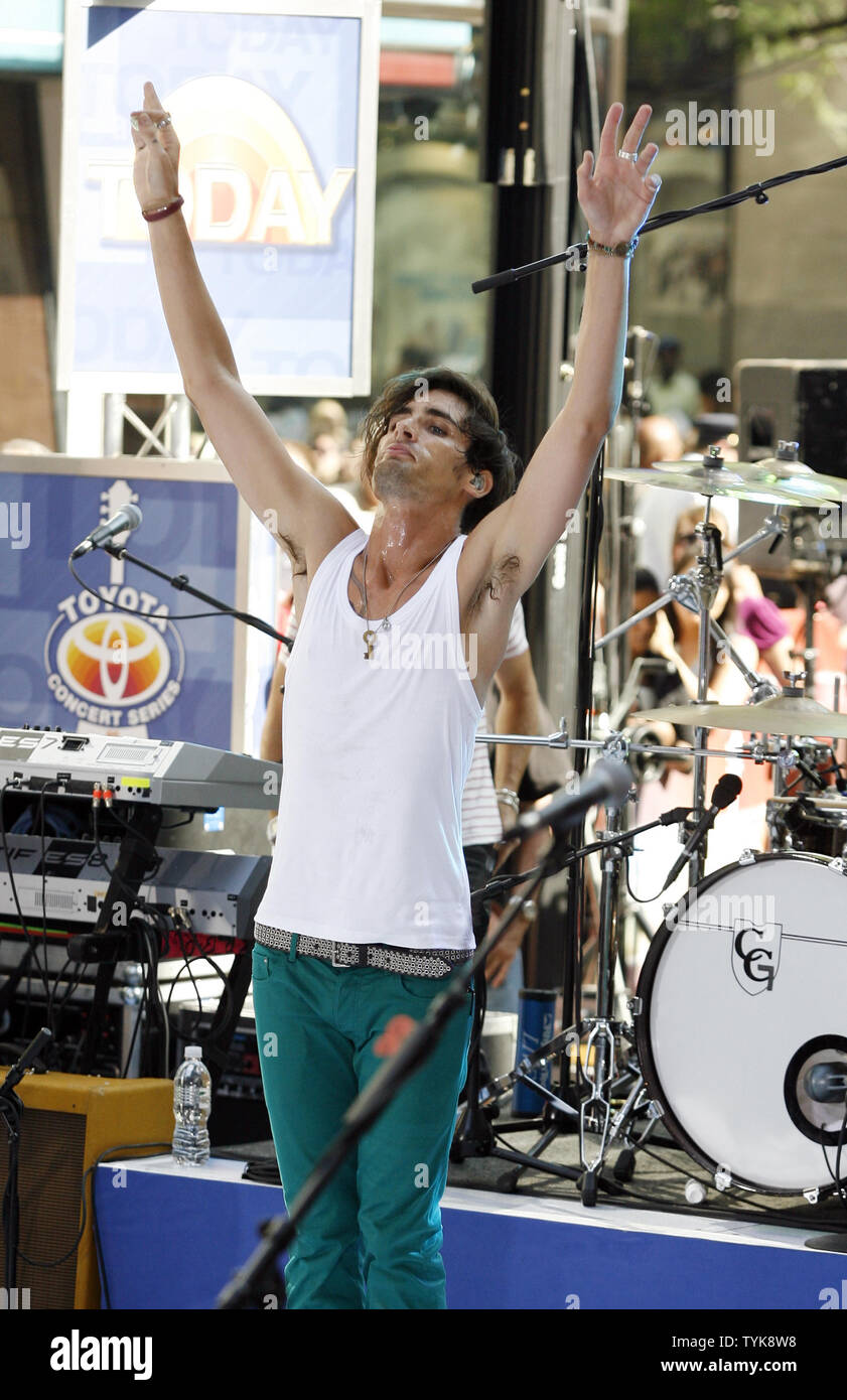 Tyson Ritter and The All-American Rejects perform live on the NBC Today ...