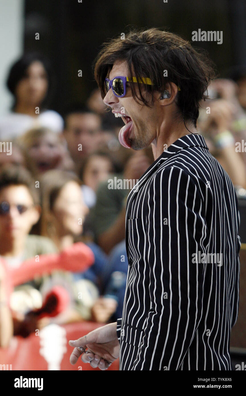Tyson Ritter and The All-American Rejects perform live on the NBC Today ...