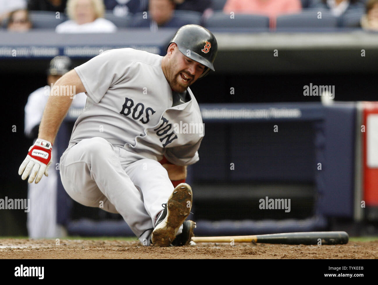 Red sox kevin youkilis hit hi-res stock photography and images - Alamy
