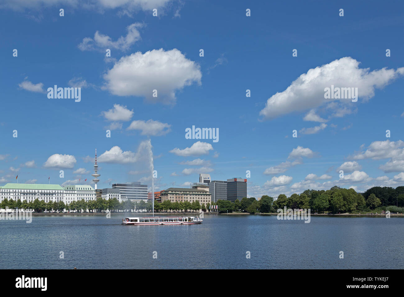 Neuer Jungfernstieg, Inner Alster, Hamburg, Germany Stock Photo Alamy