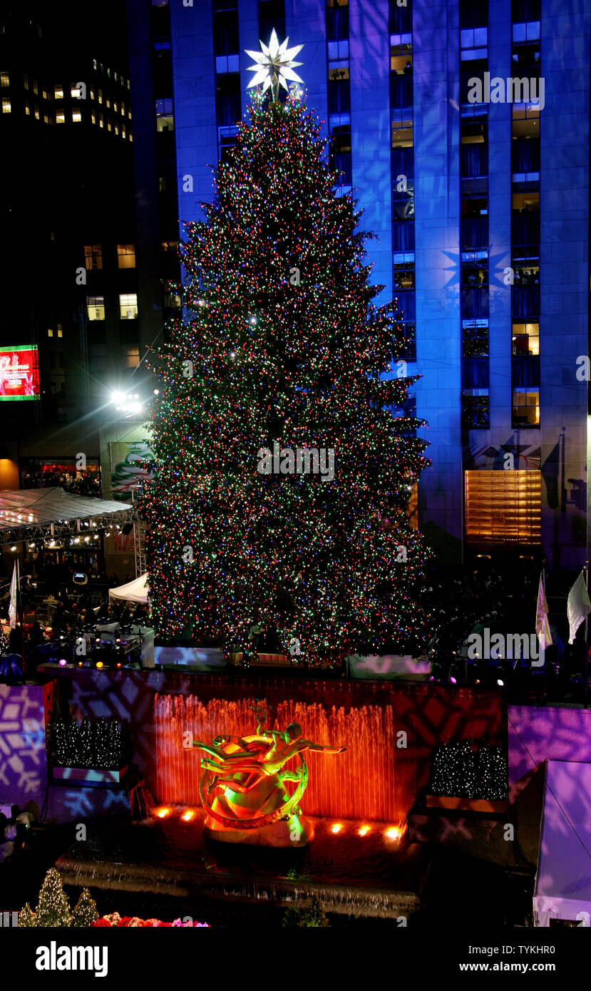 Page 14 000 Christmas High Resolution Stock Photography And Images Alamy