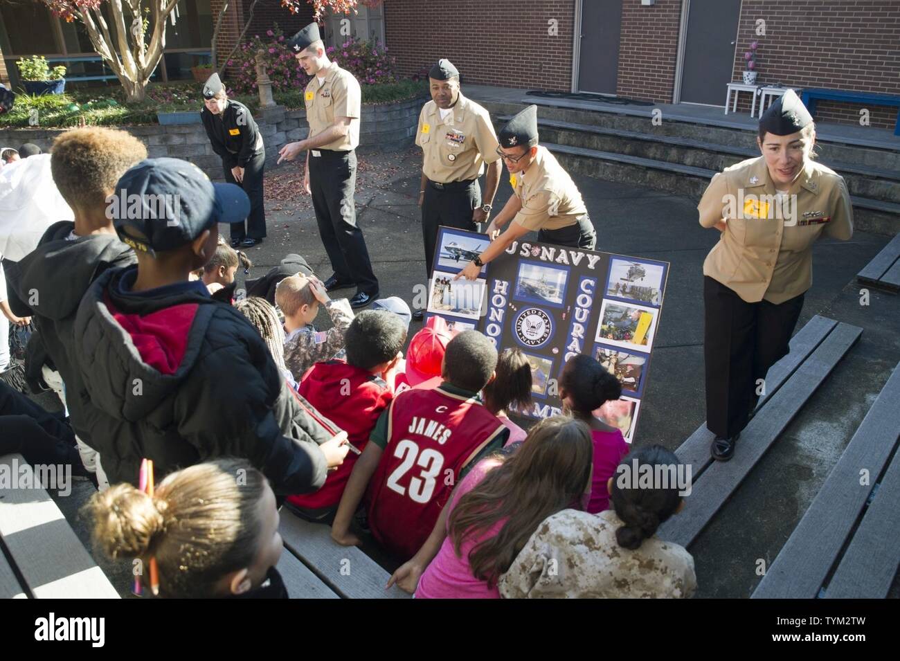 Norfolk nov 15 2016 sailors from the aircraft carrier uss george