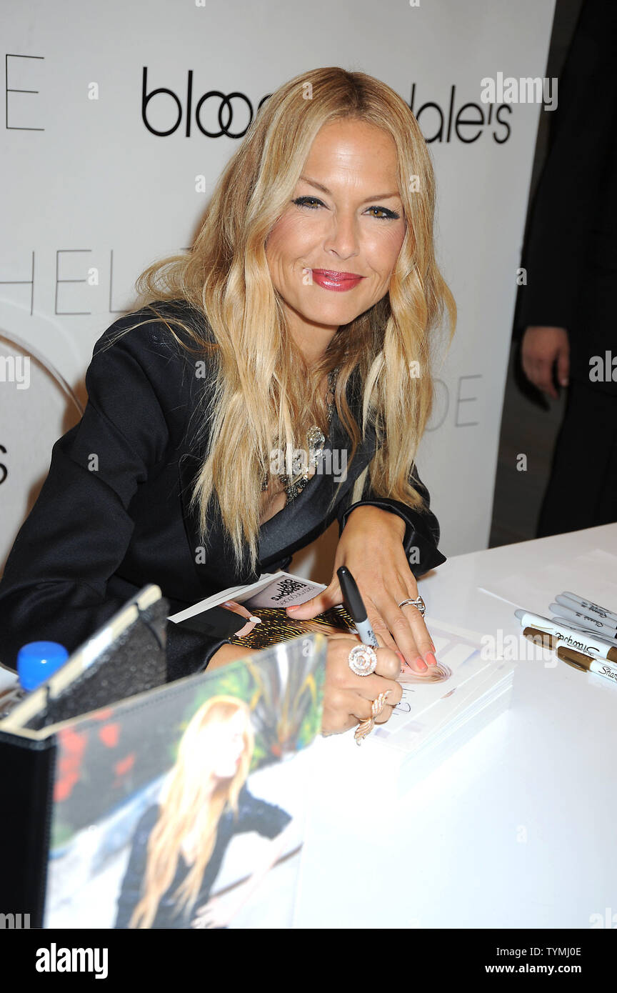 Zoe robin hires stock photography and images Alamy