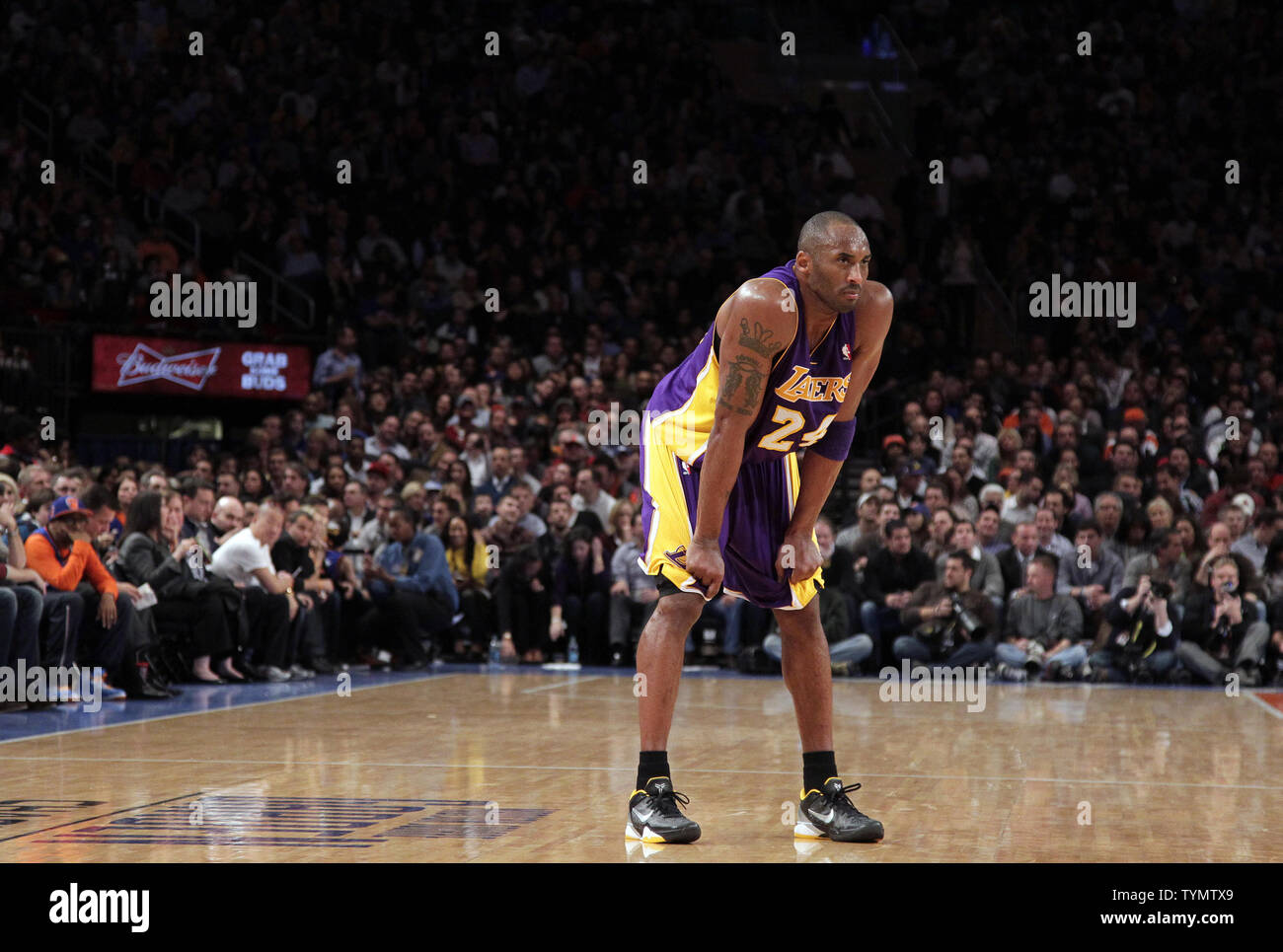 Kobe Bryant, Lakers shooting guard, stands ready to shoot a free