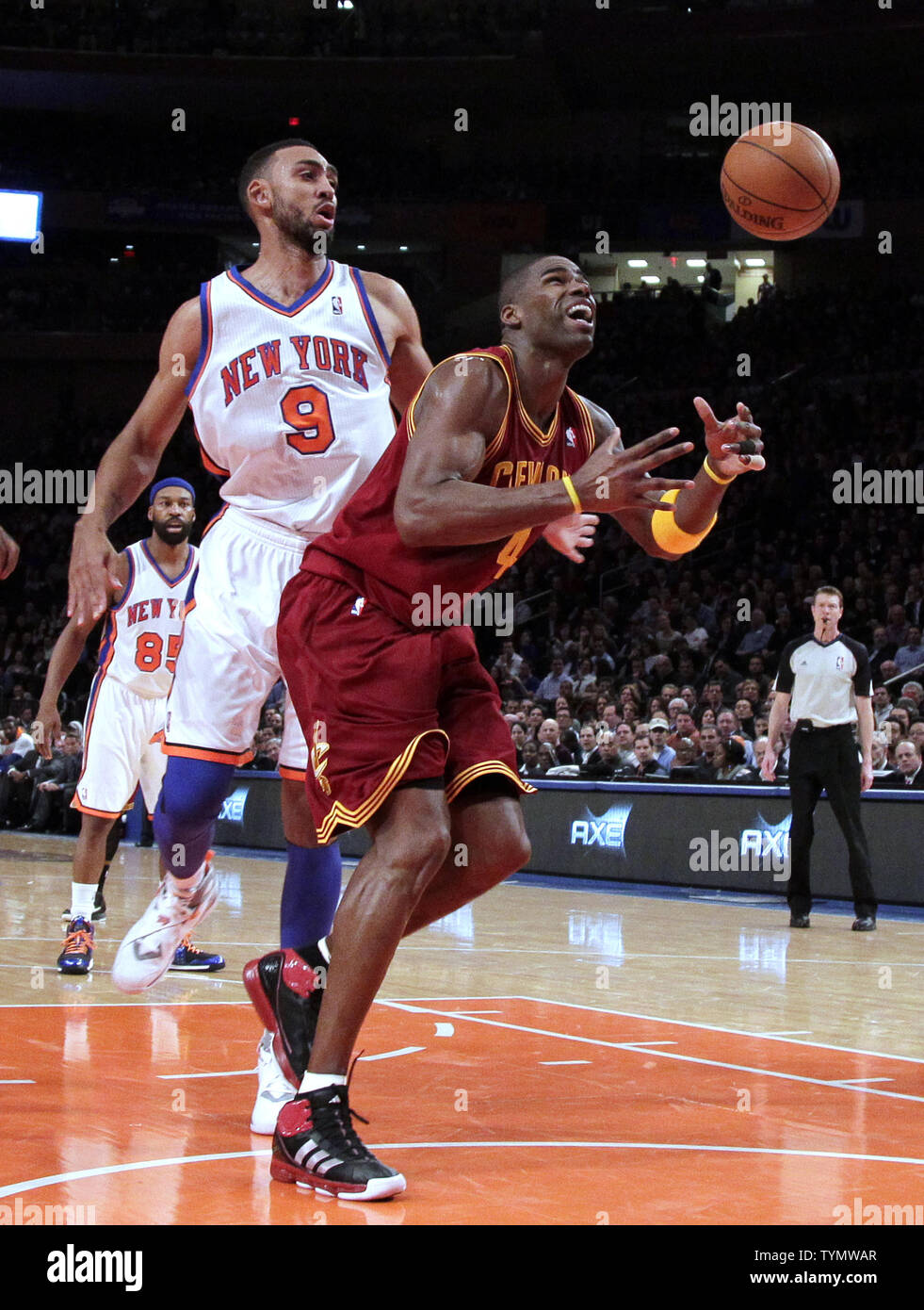 New York Knicks Jared Jeffries watches Cleveland Cavaliers Antawn Jamison  lose the ball under the basket in the first quarter at Madison Square  Garden in New York City on February 29, 2012.