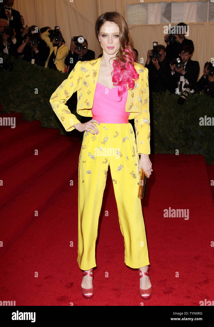 Coco Rocha arrives on the red carpet at the Metropolitan Museum's ...