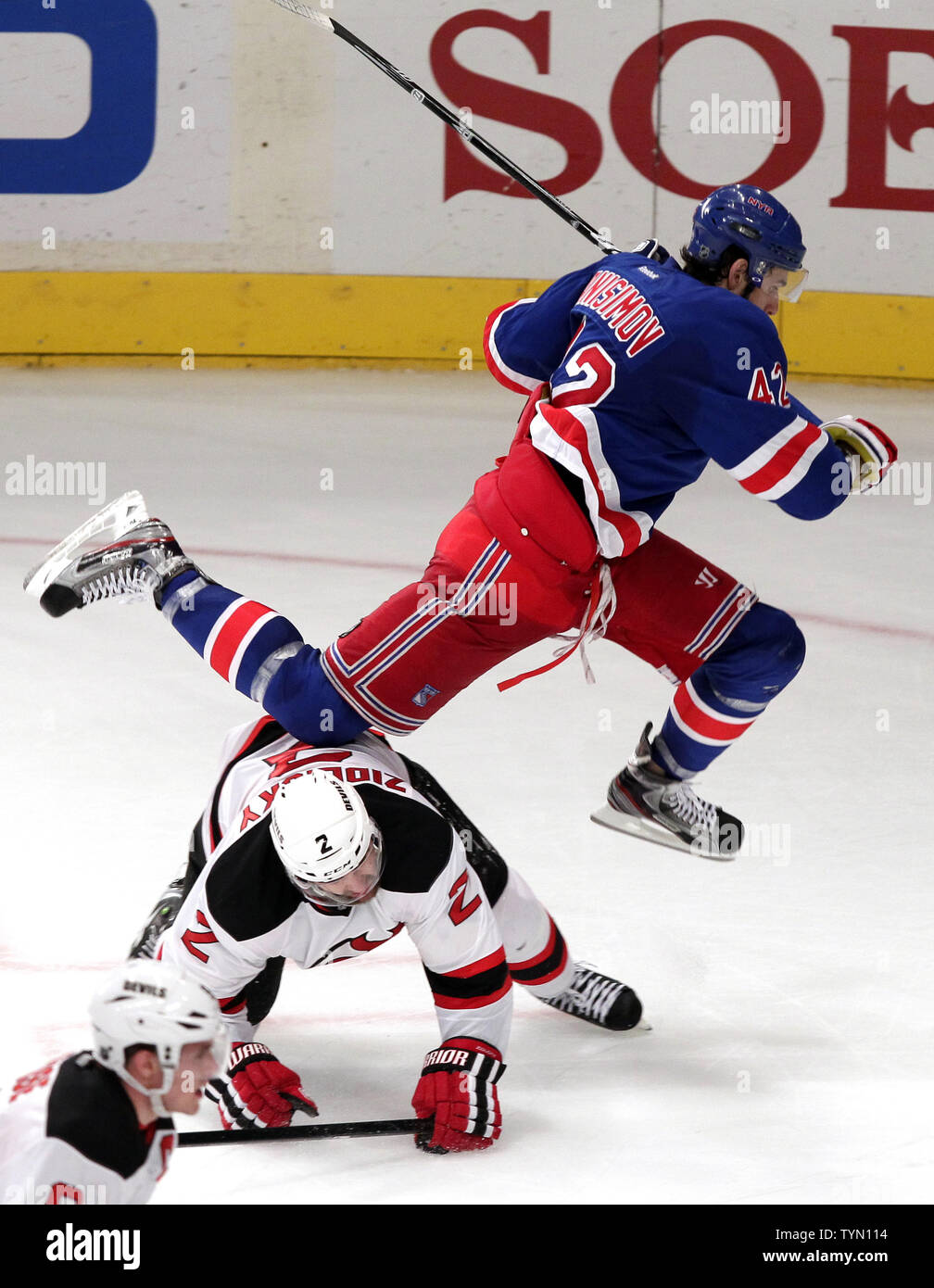 NEW YORK RANGERS v NEW JERSEY DEVILS - 11/14/2021 Official Game Program -  MSG