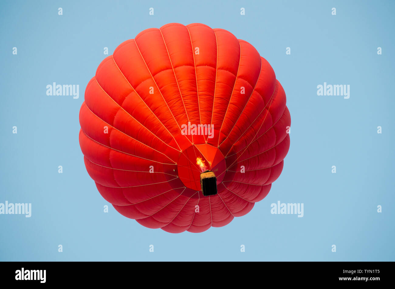 Red Hot Air Balloon Hi res Stock Photography And Images Alamy red-hot-air-balloon-hi-res-stock-photography-and-images-alamy