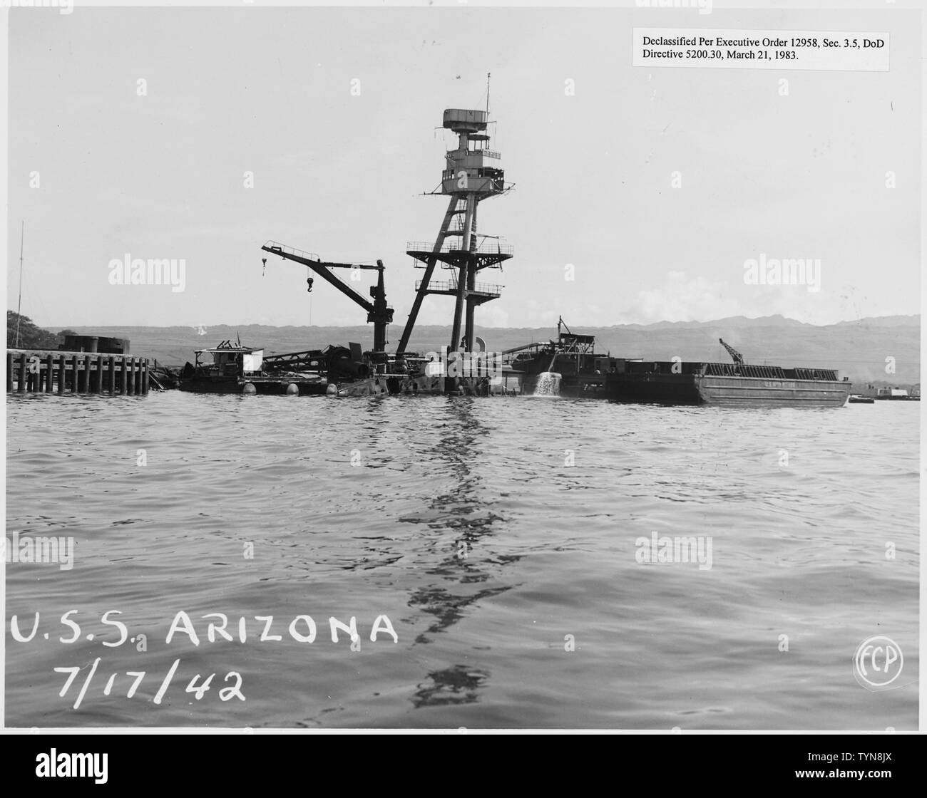 Uss arizona salvage pearl harbor hires stock photography and images Alamy