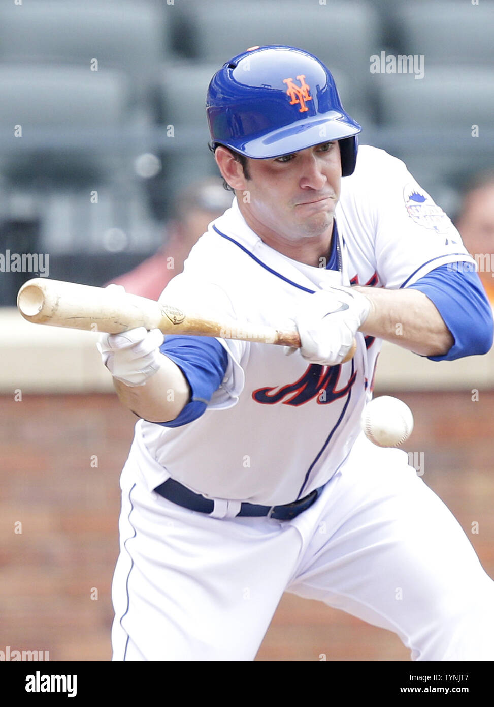 Photo: Mets David Wright watches Matt Harvey react in the World