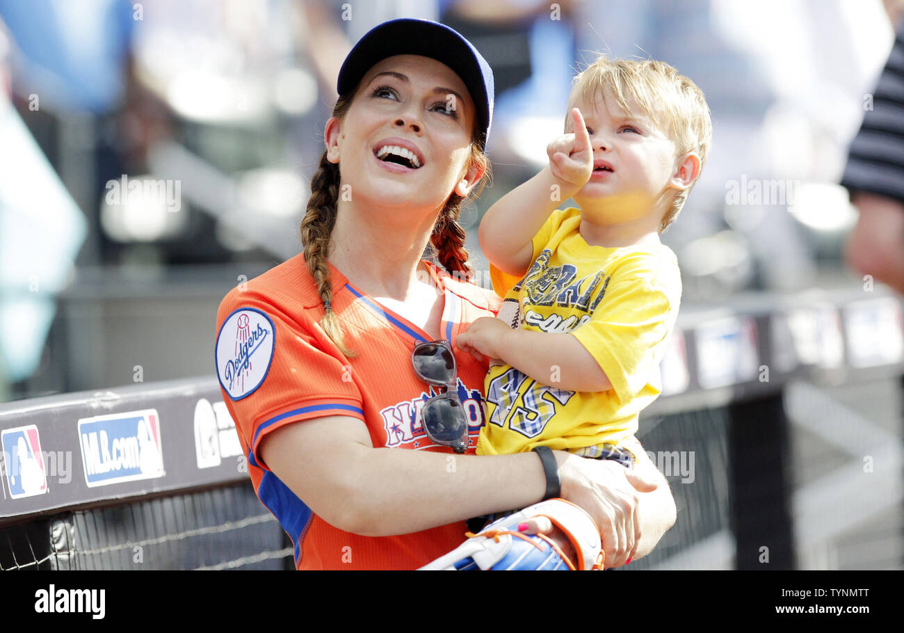 SNY - The Baby Mets with their matching shirts!