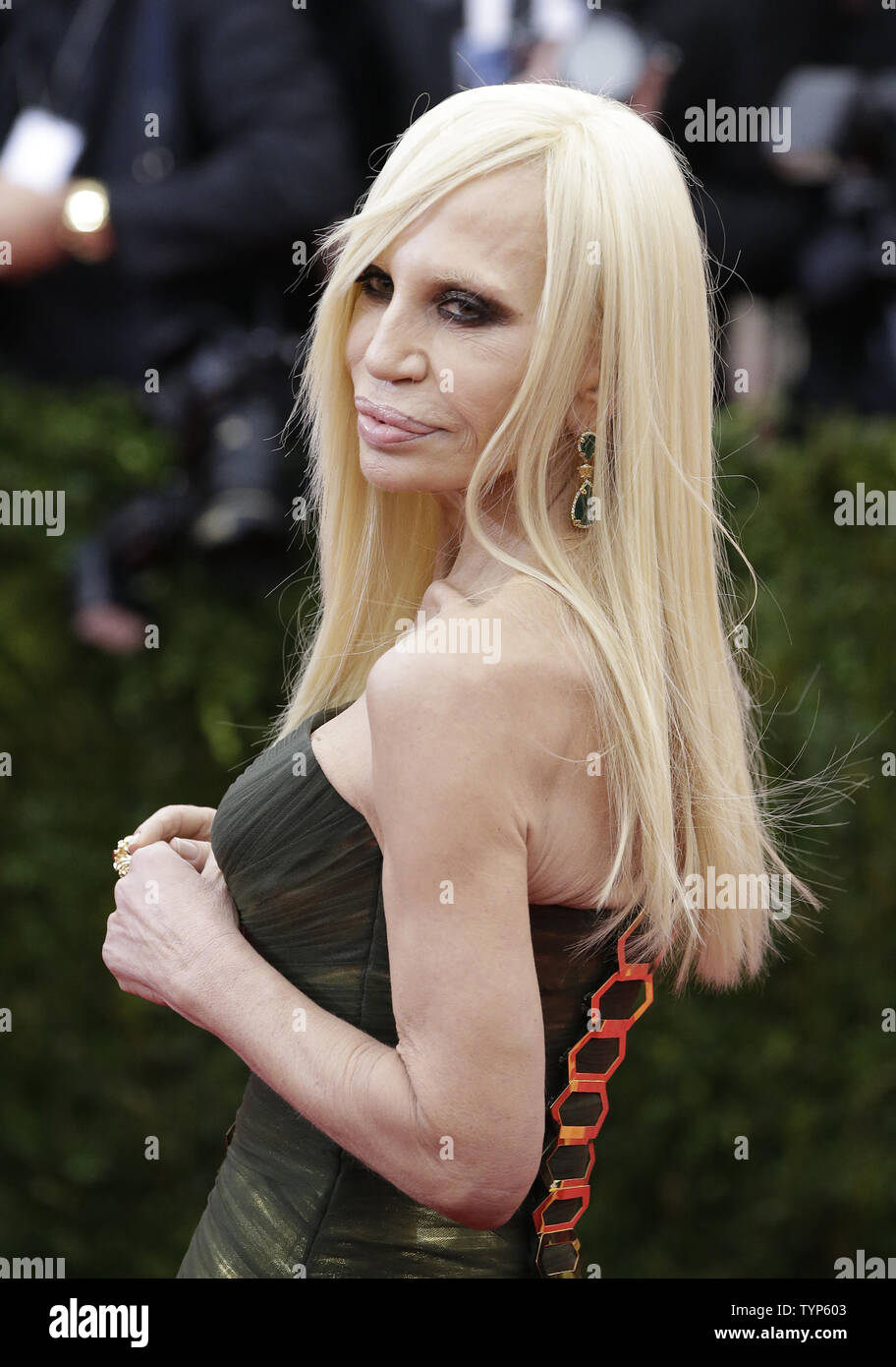 22,502 Donatella Versace Photos & High Res Pictures - Getty Images