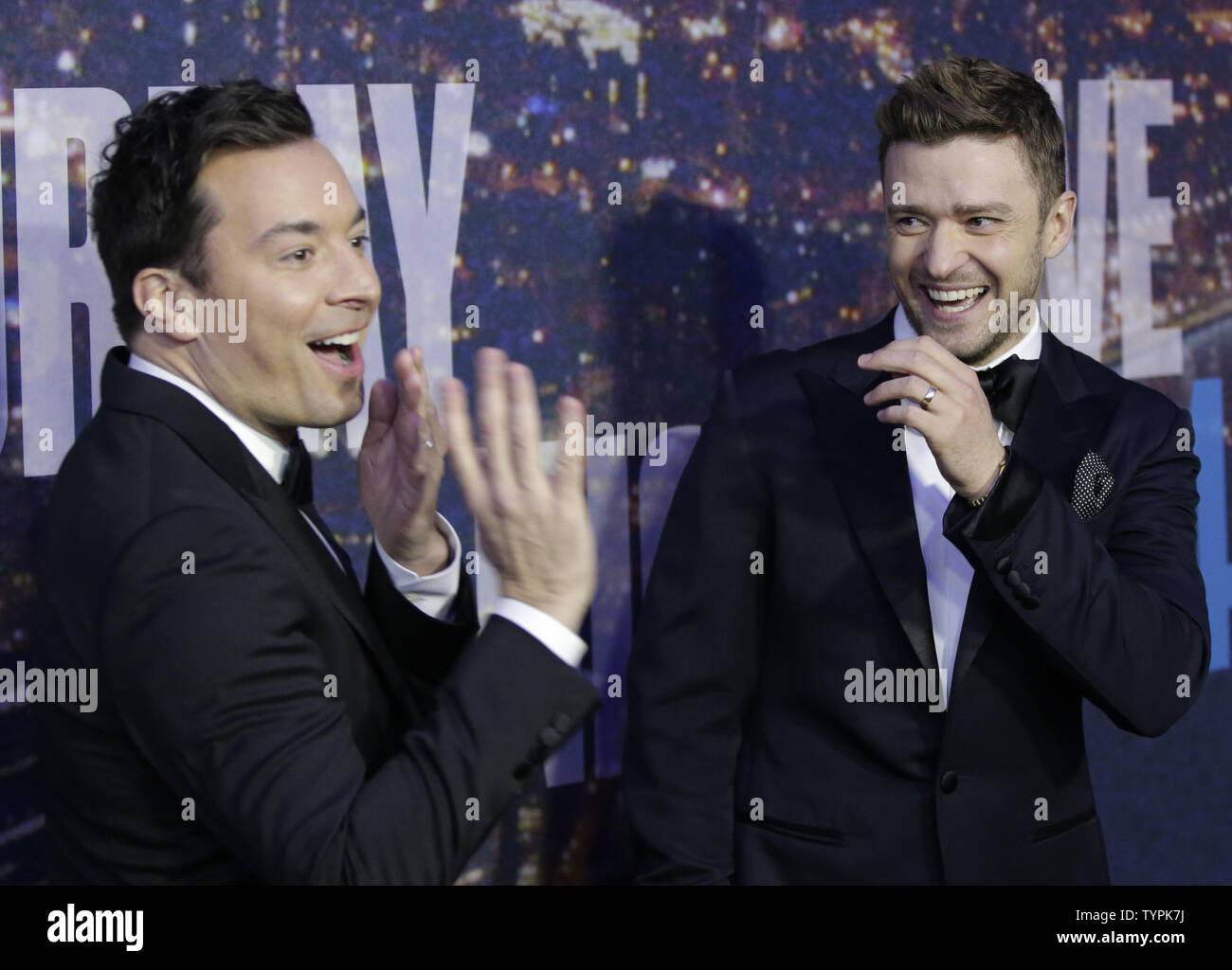Jimmy Fallon and Justin Timberlake arrive on the red carpet at the SNL ...