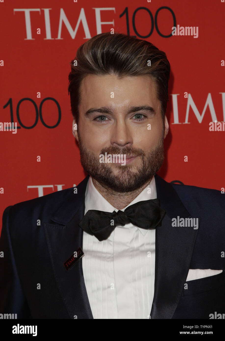 Pete Cashmore arrives on the red carpet at the TIME 100 Gala at
