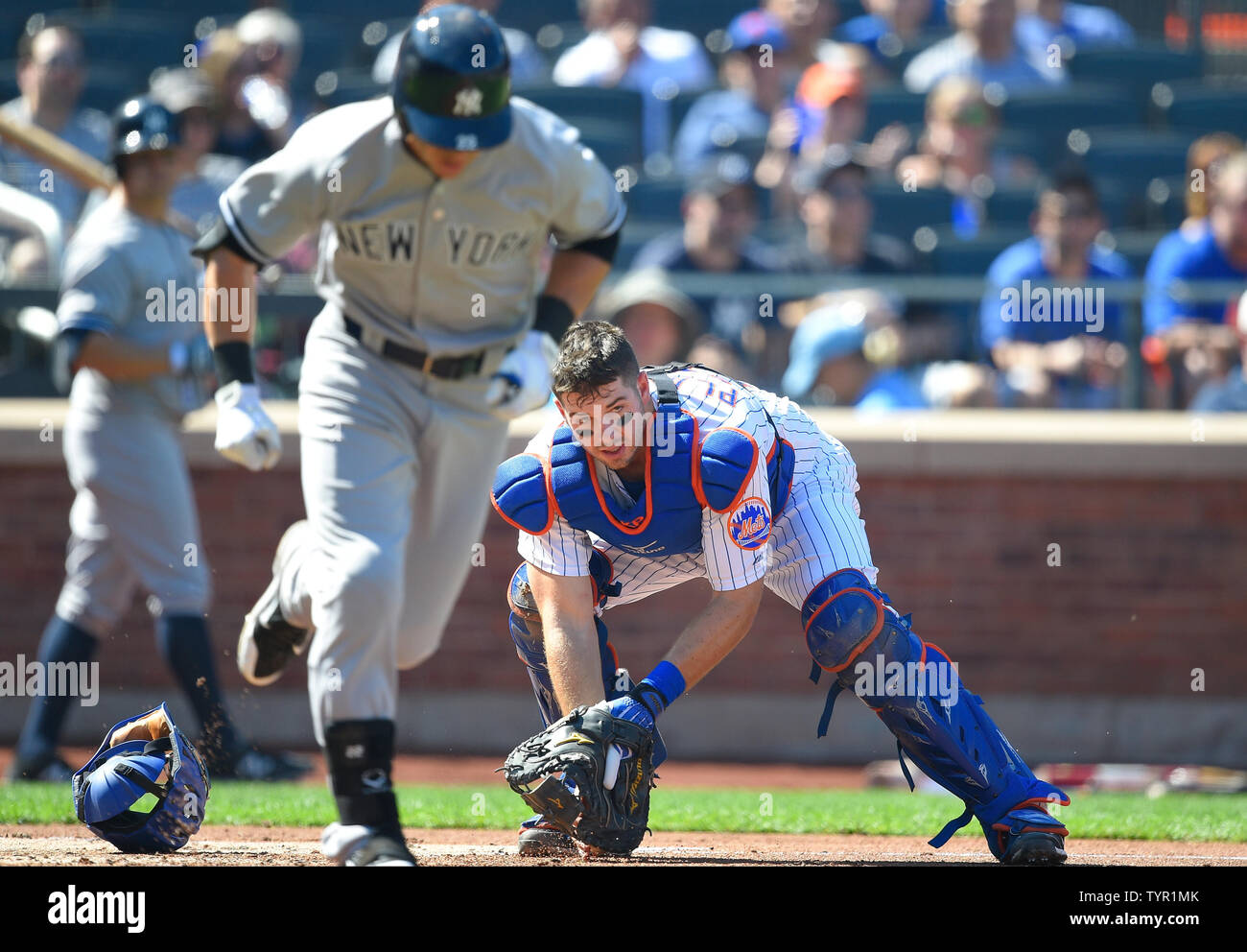 New york mets catcher kevin plawecki 22 hires stock photography and