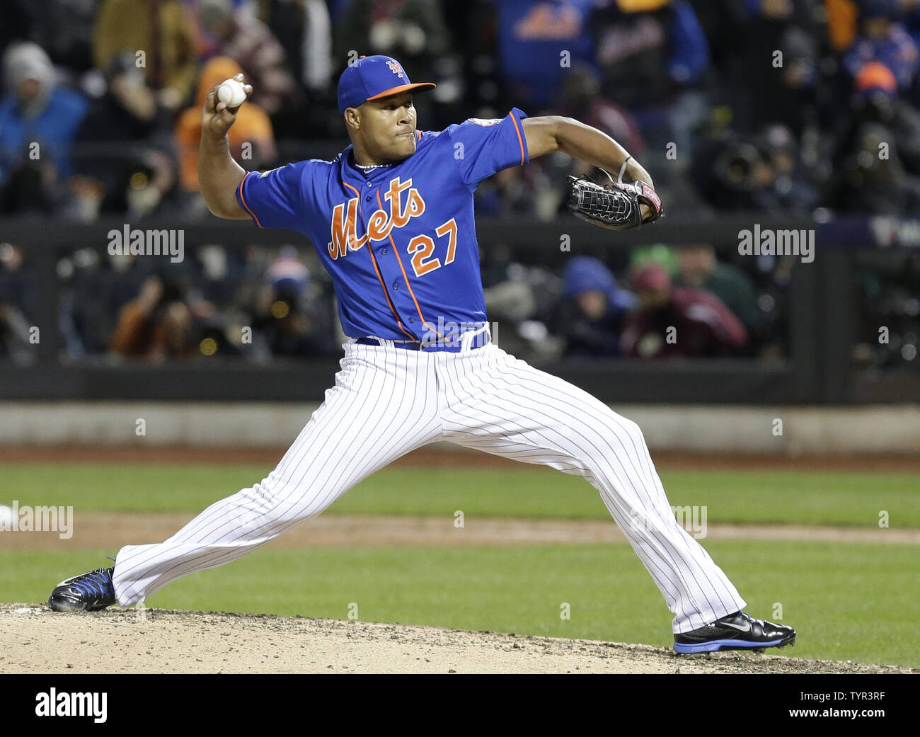 New York Mets closer Jeurys Familia throws a pitch in the 9th inning in