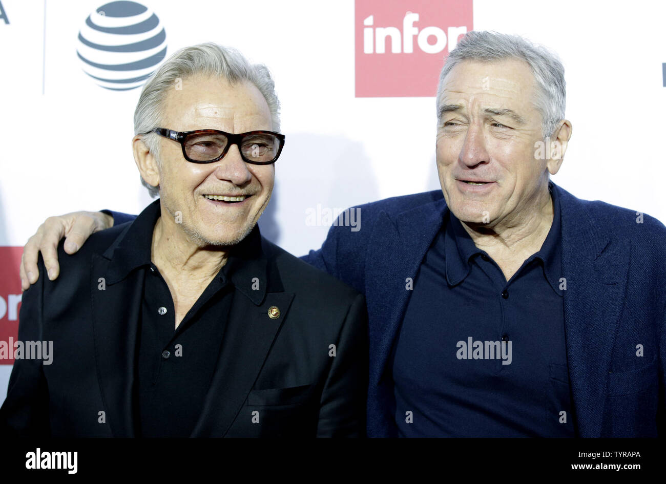 Harvey Keitel and Robert De Niro arrive on the red carpet at the 'Taxi