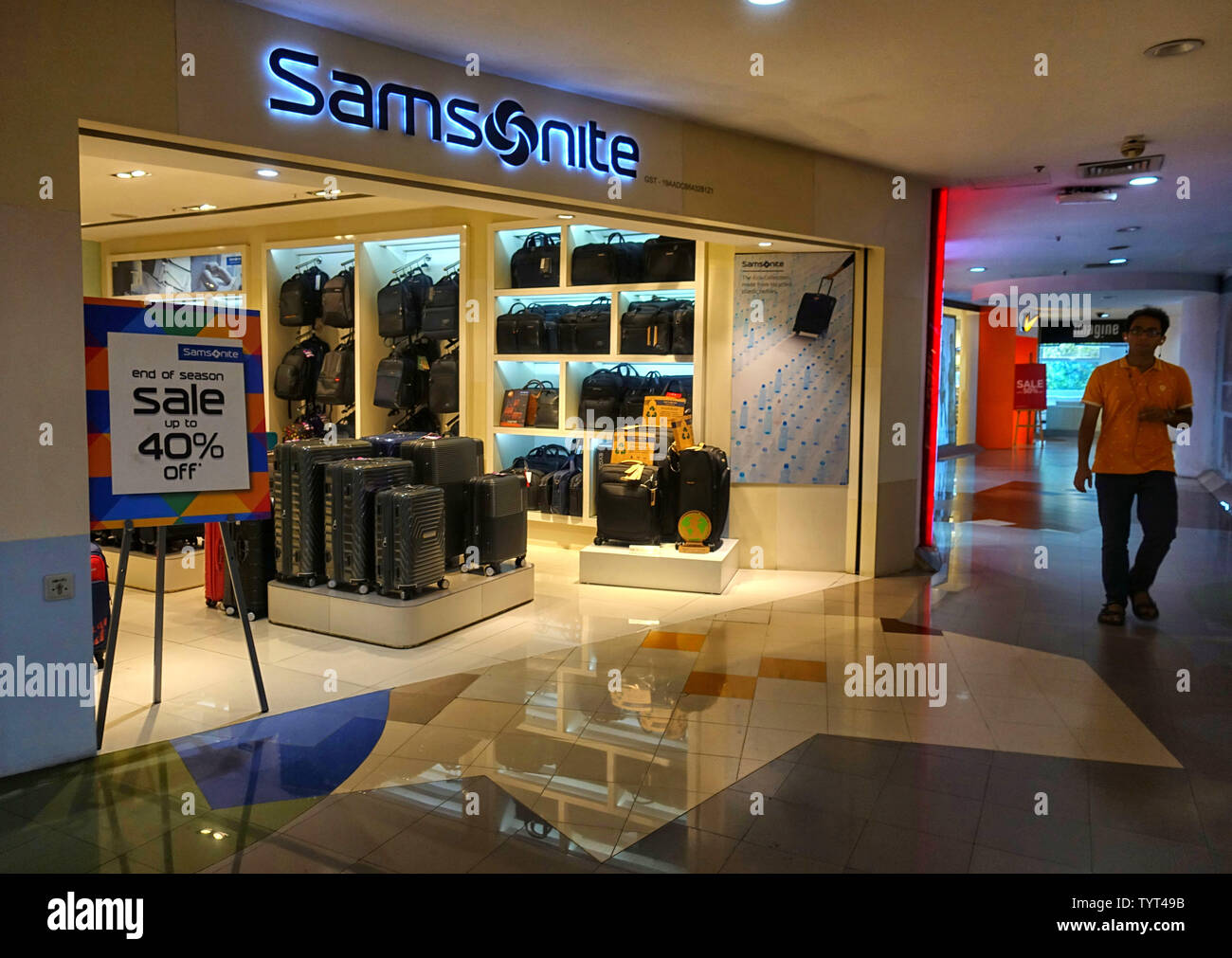 samsonite galaxy mall