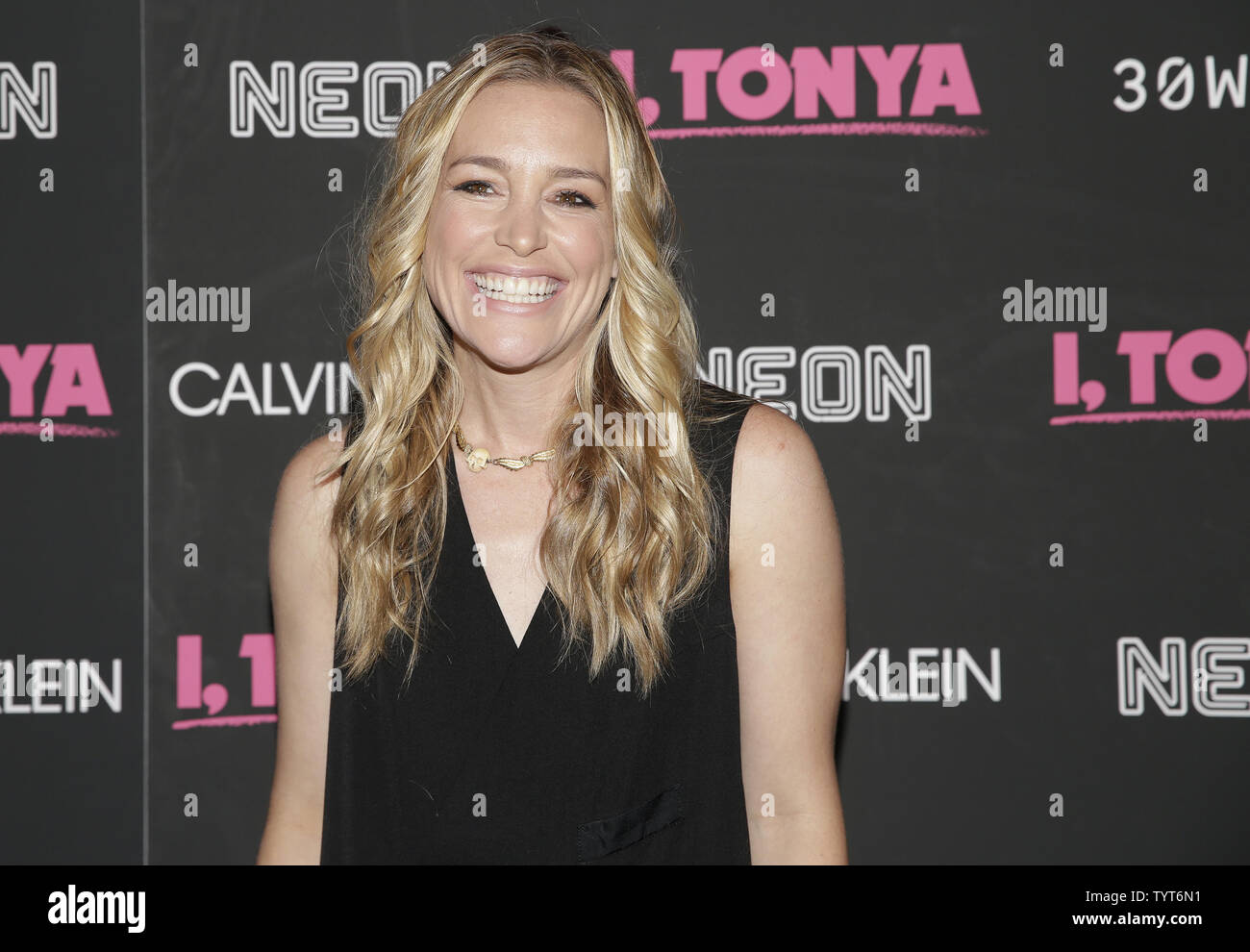 Piper Perabo arrives on the red carpet at the 'I, Tonya' New York