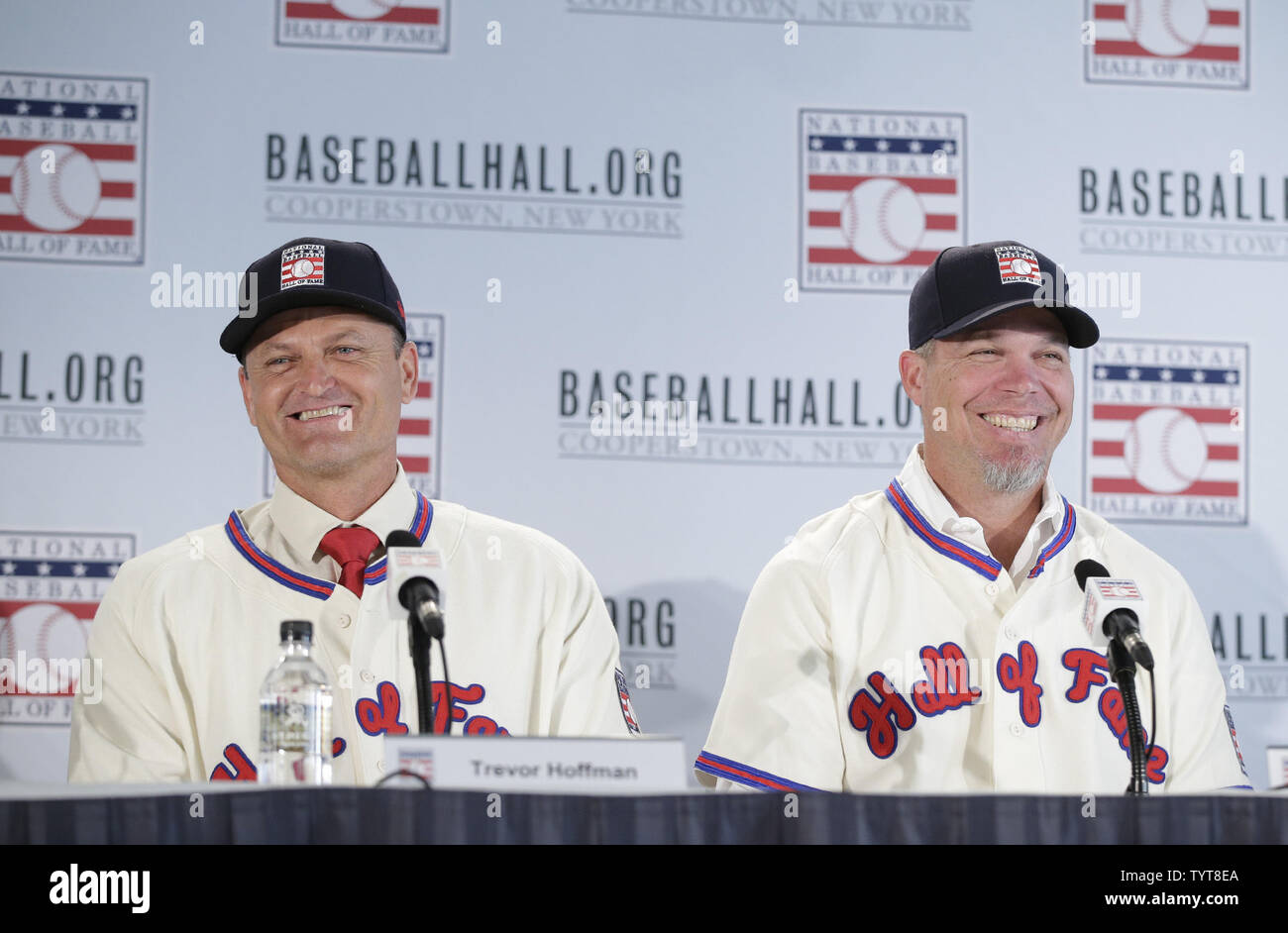 Vladimir Guerrero, Trevor Hoffman, Chipper Jones, Jim Thome inducted into  Baseball Hall of Fame 