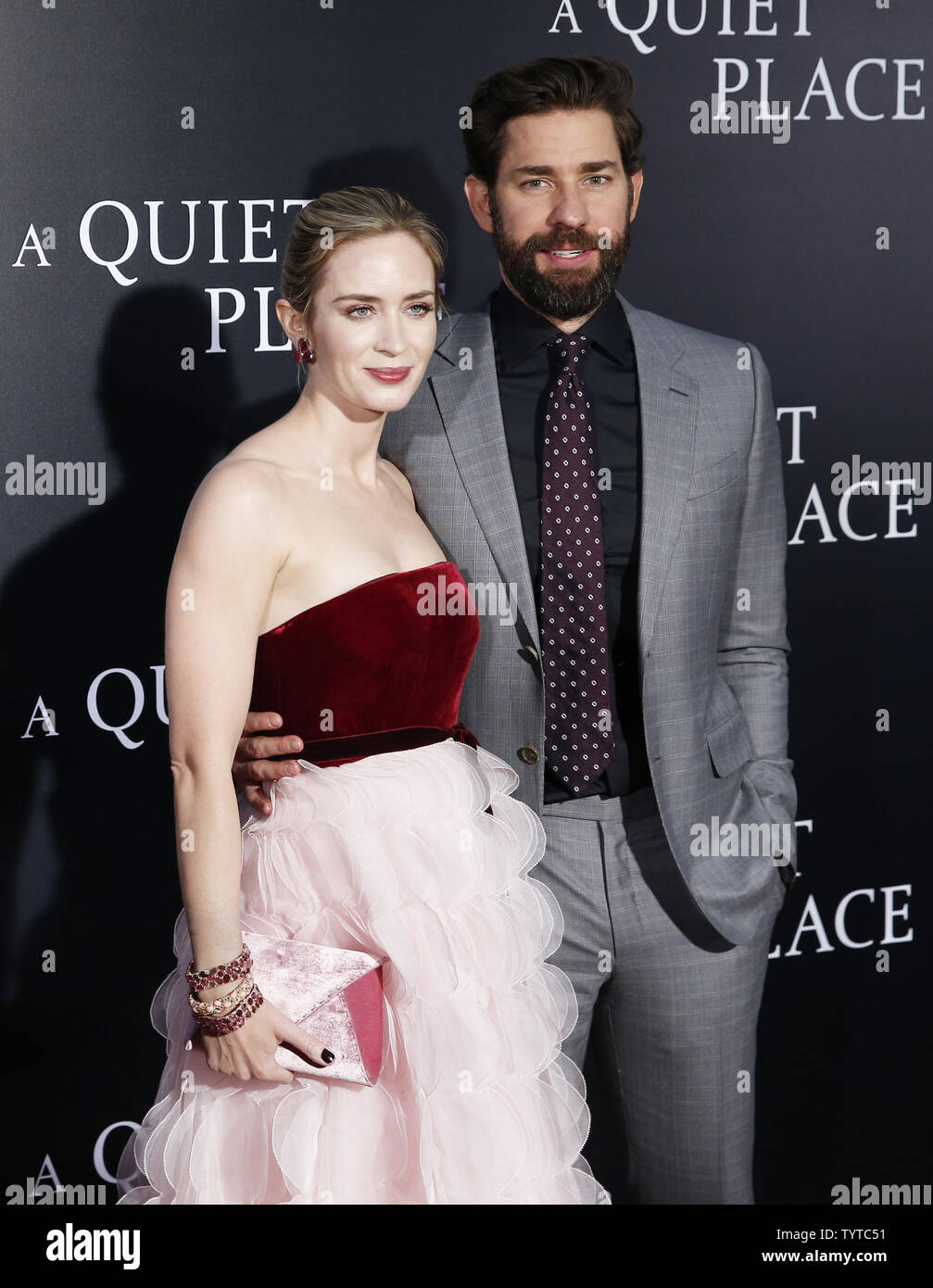 Emily Blunt and John Krasinski arrive on the red carpet at the premiere(01)