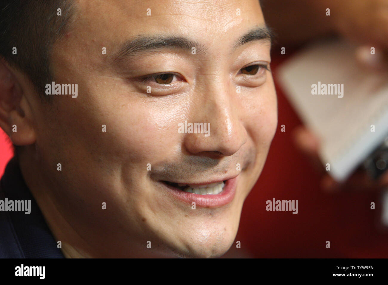 Liang qiao hi-res stock photography and images - Alamy