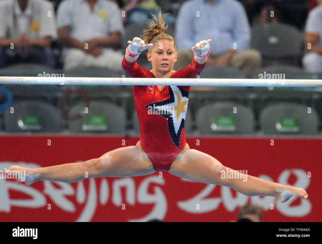 Shawn johnson olympics hi-res stock photography and images - Alamy