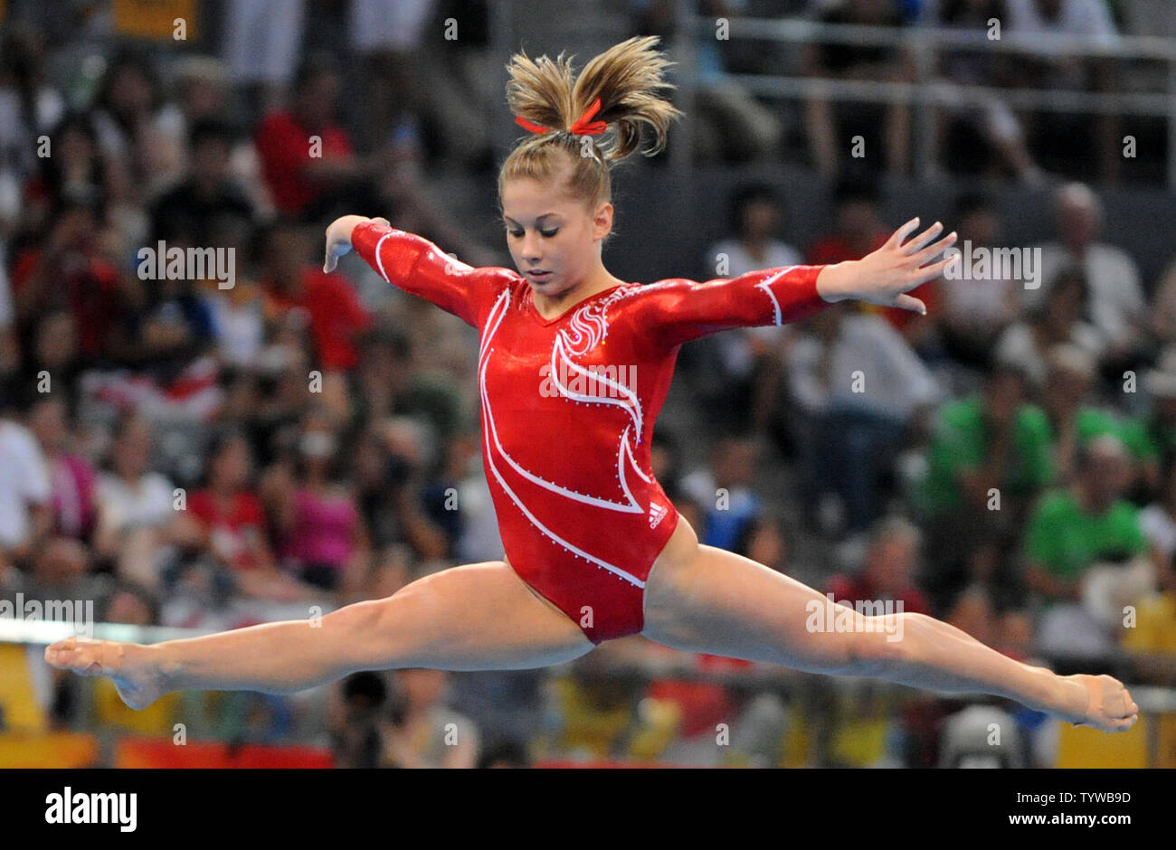 USA's Shawn Johnson performs on the Balance Beam at the Women's Team