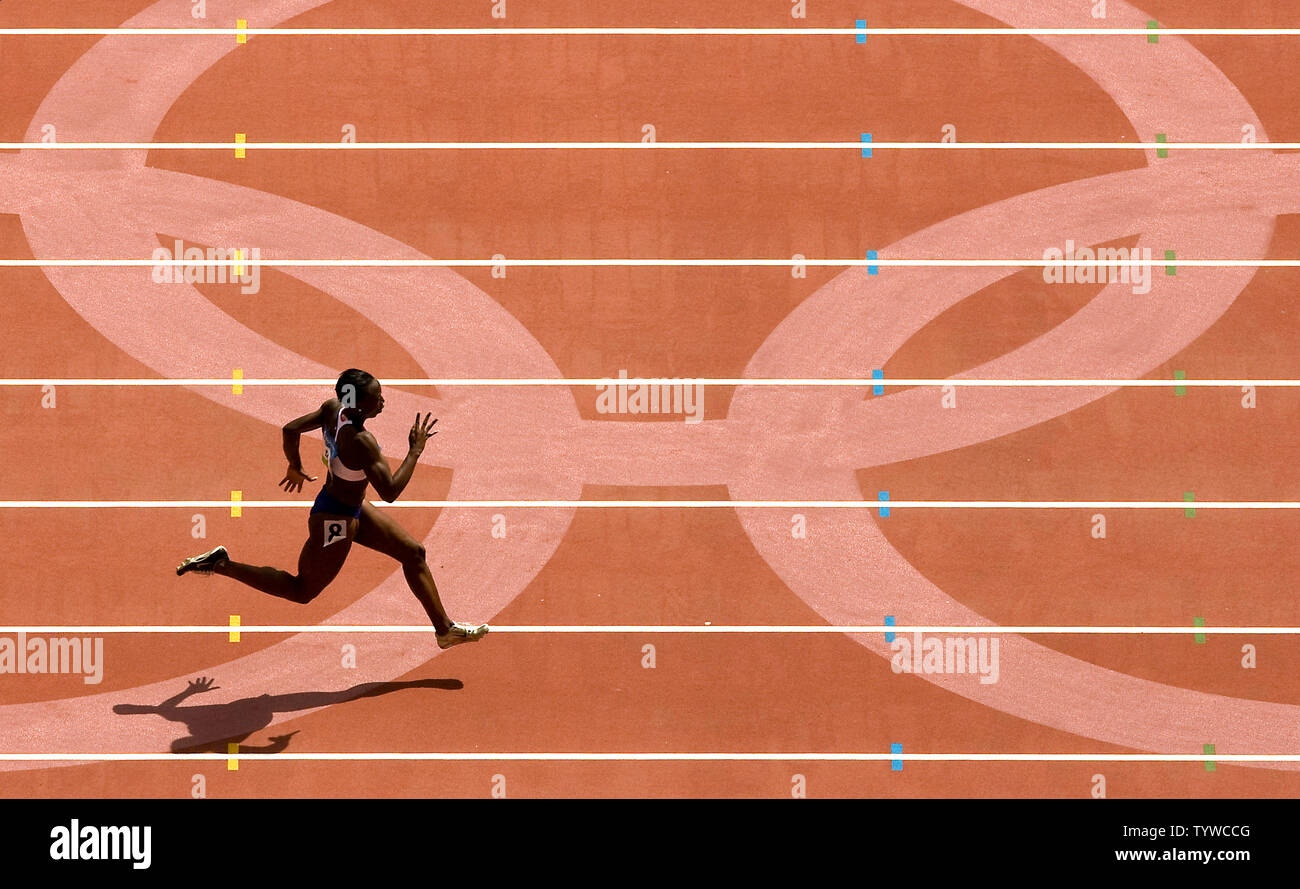 Britain S Jeanette Kwakye Sprints For The Finish Line In Round One Of The Olympic Women S 100m Heats In Beijing August 16 2008 Torri Edwards Won The Heat With A Time Of 11 26