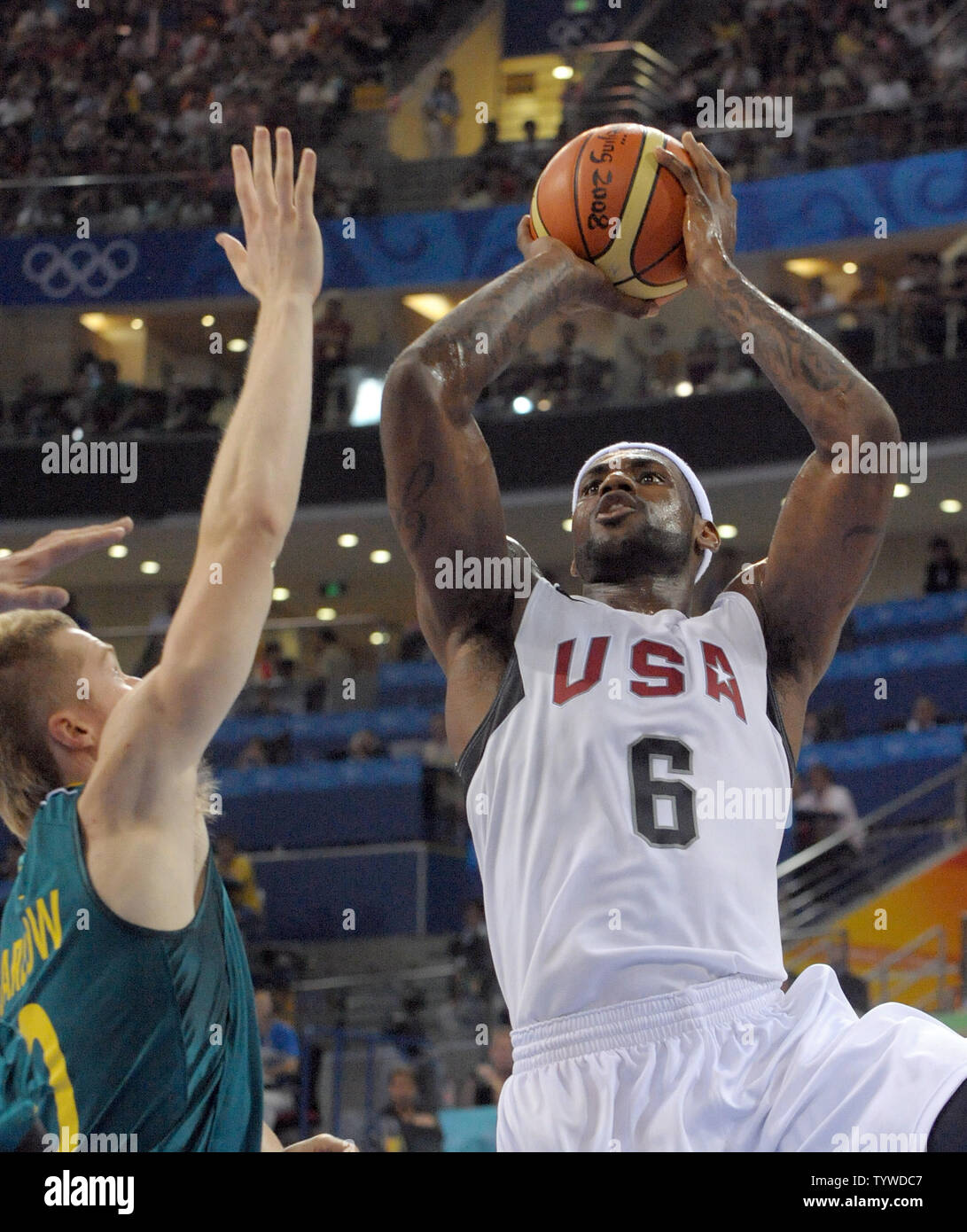 Lebron james olympics 2008 hi-res stock photography and images - Alamy