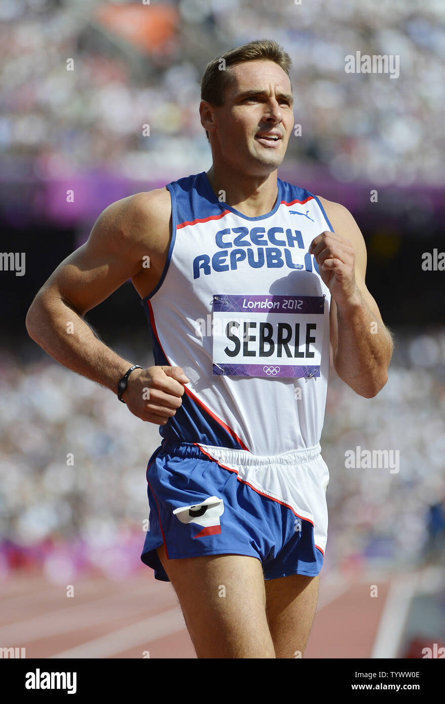 Czech Republic finishes the 100M 