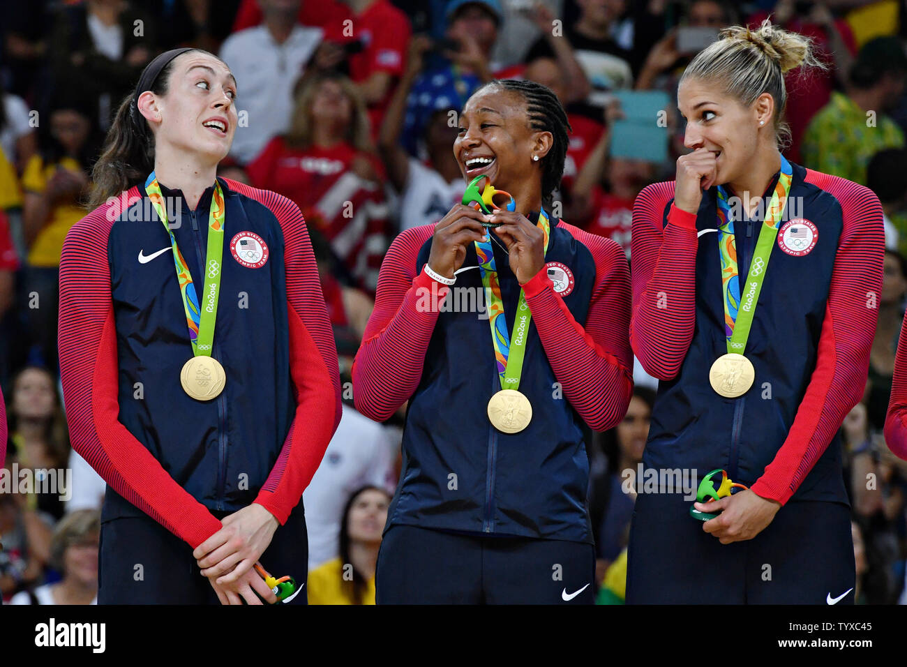 Members Of The United States Women S Basketball Team Show Their Gold Medals After Winning The Women S Basketball Gold Medal Game In The Carioca Arena 1 At The 16 Rio Summer Olympics In