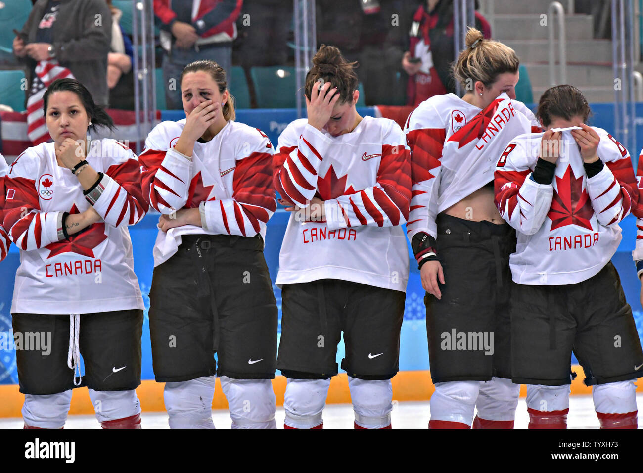 2010 Winter Olympic Team Canada Hockey Jersey Gold Medal Sports Illustrated  2018