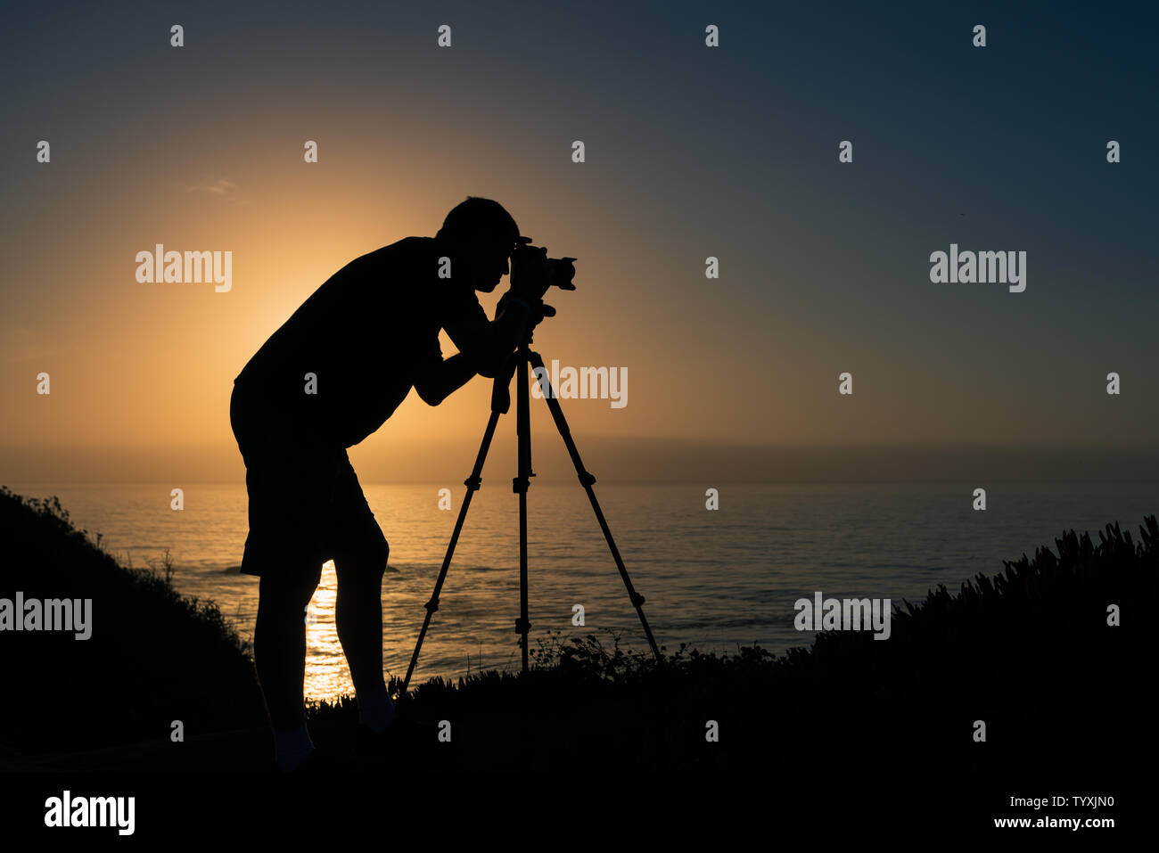 Silhouette photographer in lake hi-res stock photography and images - Alamy