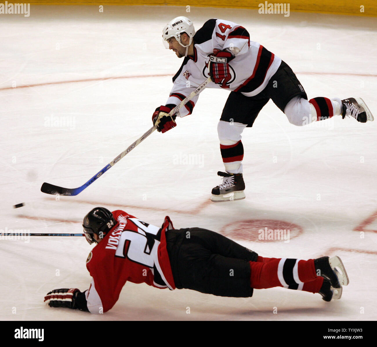 Anton Volchenkov of the New Jersey Devils waits for a faceoff during  News Photo - Getty Images