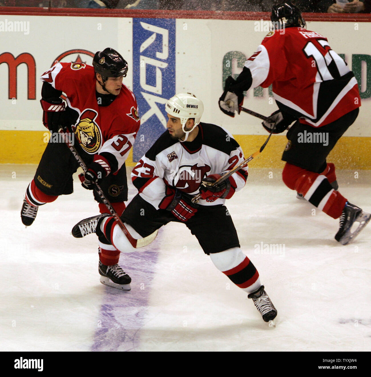 Brian gionta devils hi-res stock photography and images - Alamy
