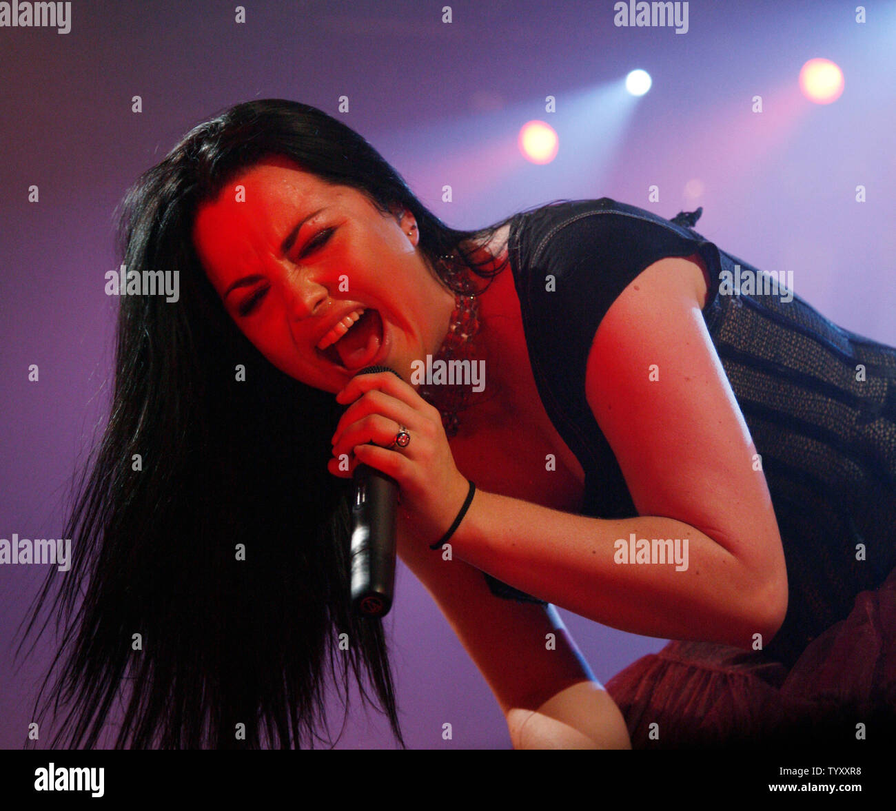 Evanescence lead singer amy lee hires stock photography and images Alamy