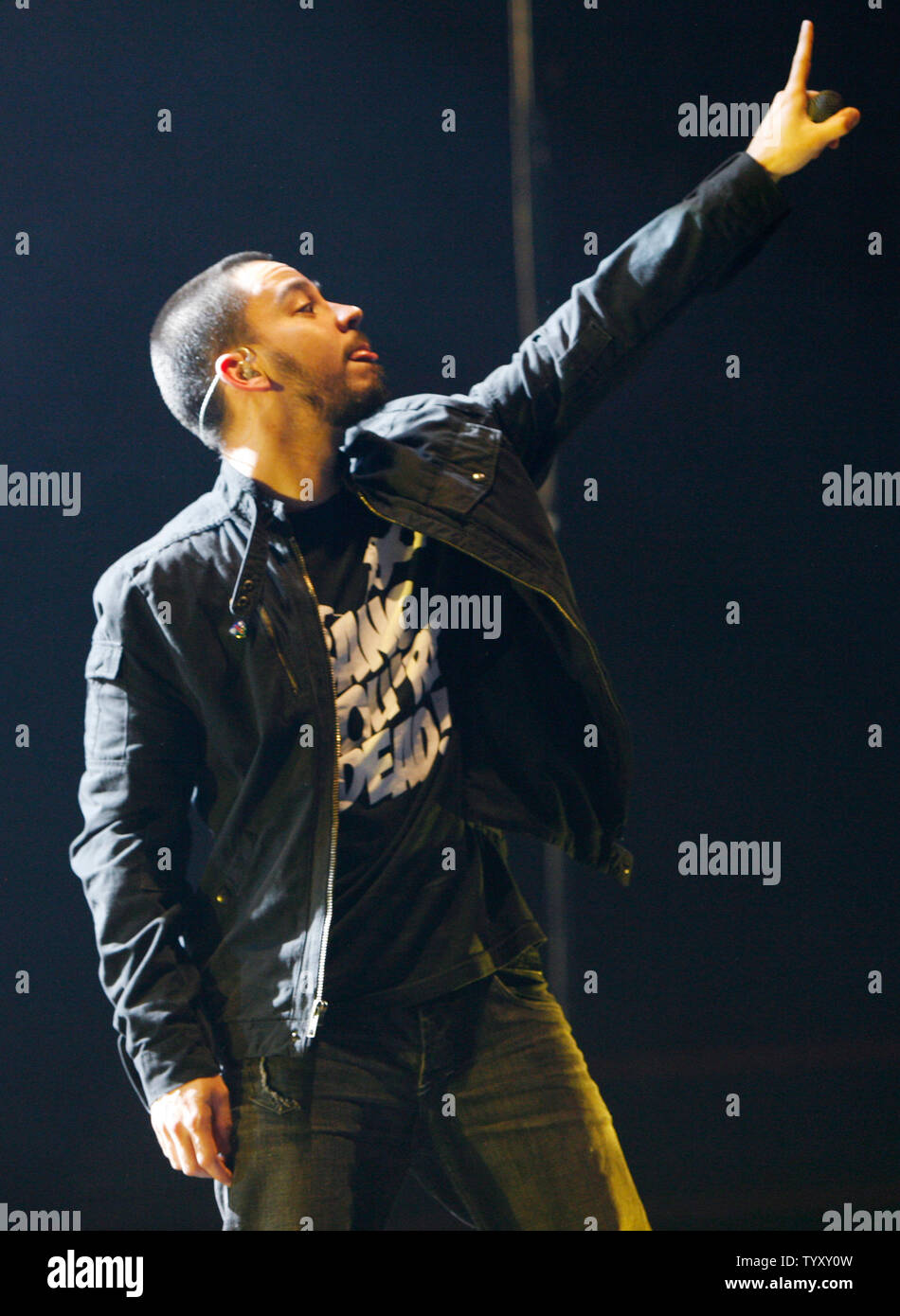 Mike Shinoda of the band Linkin Park performs in concert at Bercy in Paris on May 30, 2007.   (UPI Photo/David Silpa) Stock Photo