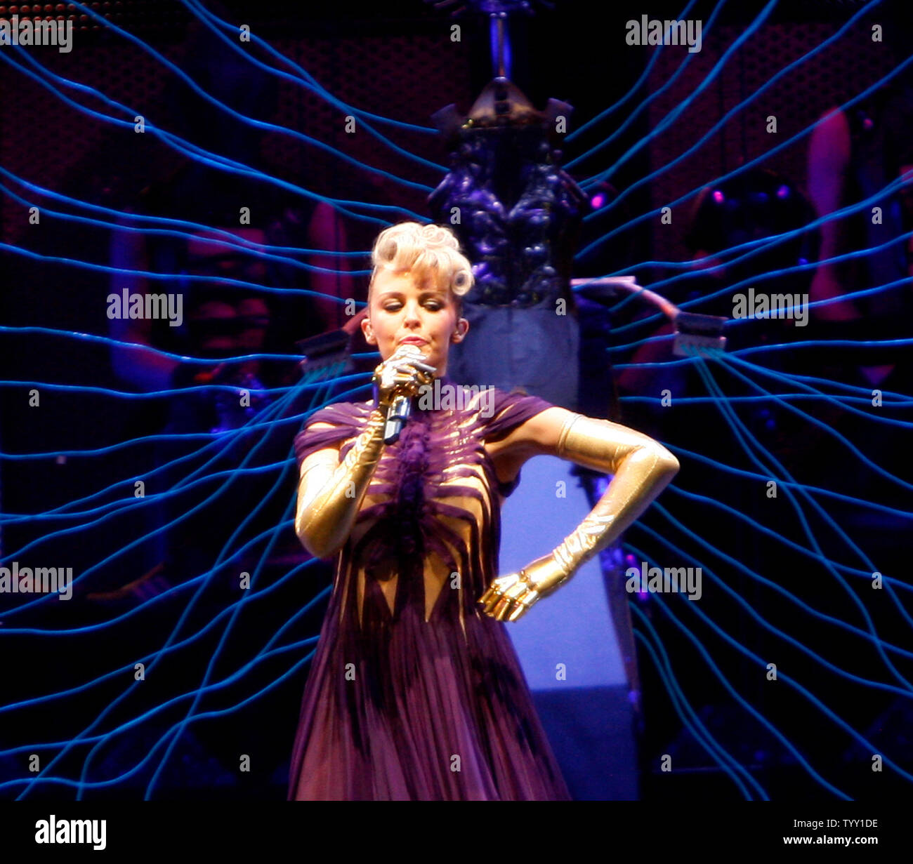 kylie minogue x tour kylie minogue x tour