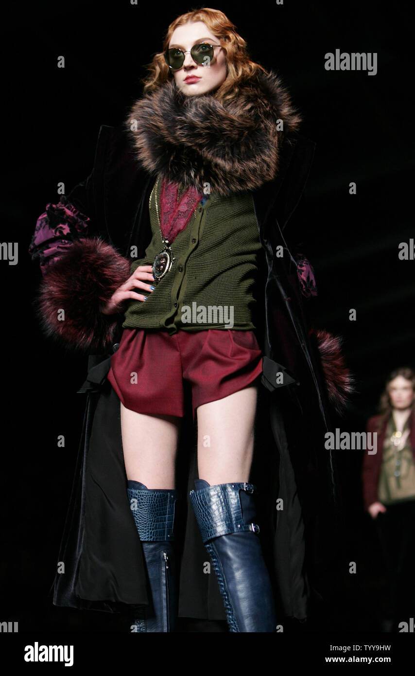 John Galliano Fall 2012 Ready-to-Wear Collection