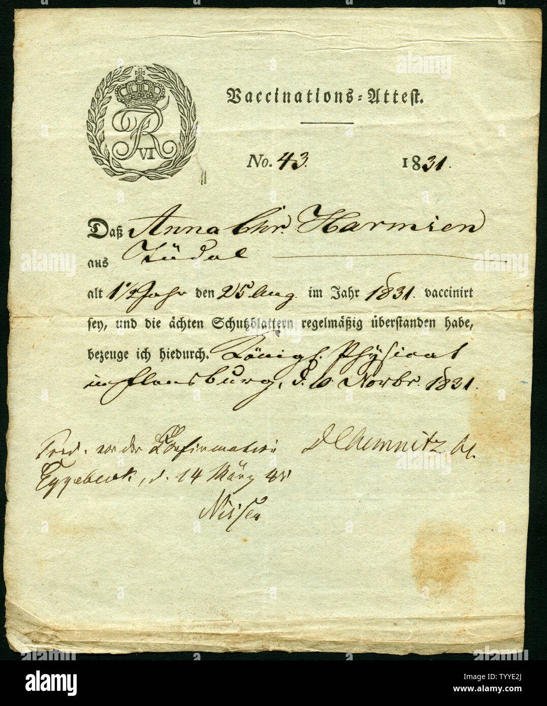Europa, Deutschland, Schleswig-Holstein, Flensburg, Vaccinations-Attest ( Impfbescheinigung ) , ausgestellt für Anna Christine Harmsen, 1 1/2 Jahre a Stock Photo