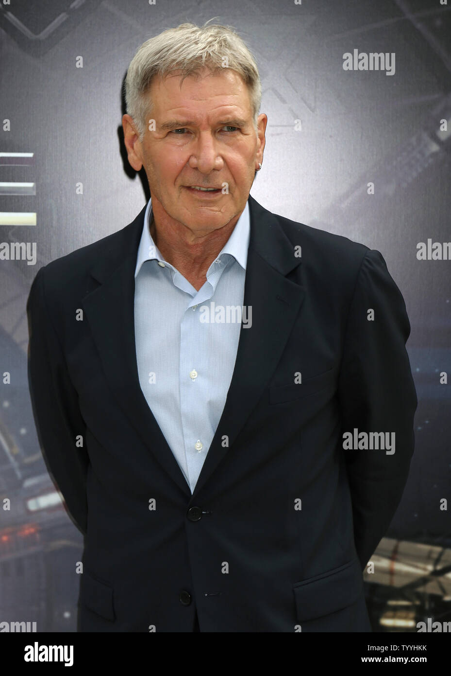 Ender's game harrison ford hi-res stock photography and images - Alamy