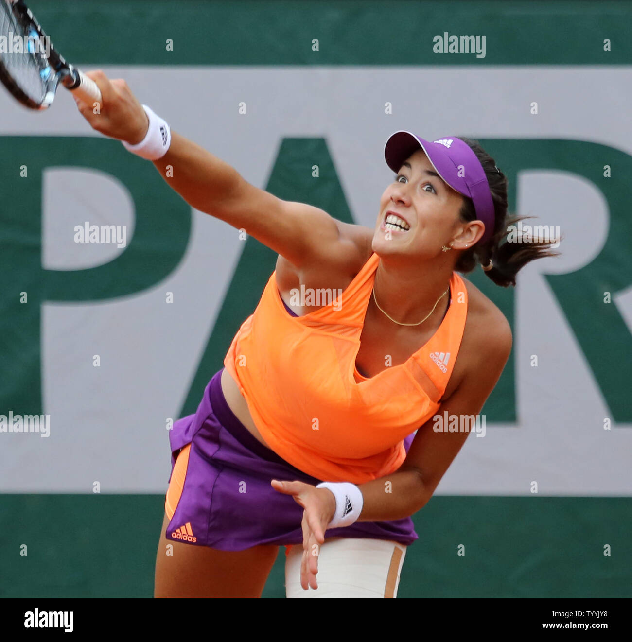 Maria sharapova french open 2014 hi-res photography and images - Page 2 - Alamy