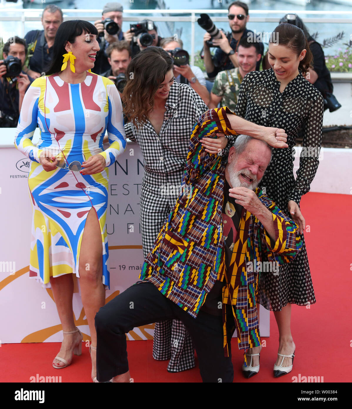 (From L to R) Rossy de Palma, Joana Ribeiro Terry Gilliam and Olga Kurylenko arrive at a photocall for the film 'The Man Who Killed Don Quixote' during the 71st annual Cannes International Film Festival in Cannes, France on May 19, 2018.  Photo by David Silpa/UPI Stock Photo