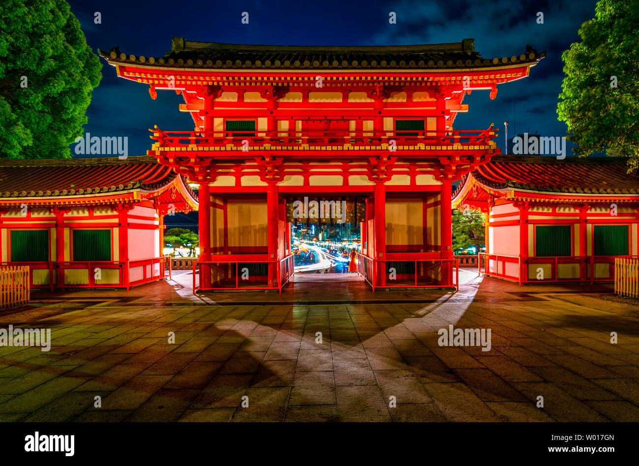 Yasaka shrine at night Stock Photo - Alamy
