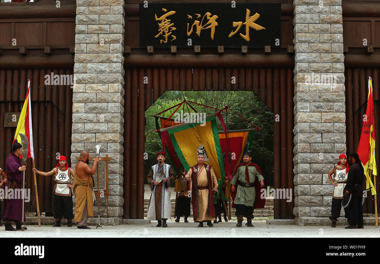 Kings and scribes hi-res stock photography and images - Alamy